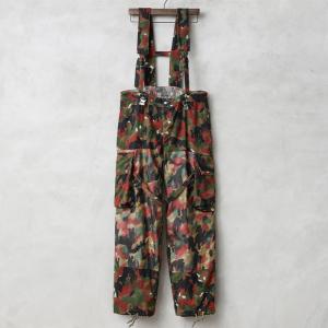 スイス軍　アルペンカモ　迷彩服 上下セット84/85 サイXL相当 スイス軍 アルペンカモ 迷彩服 上下セット84/85 サイXL相当 NEW