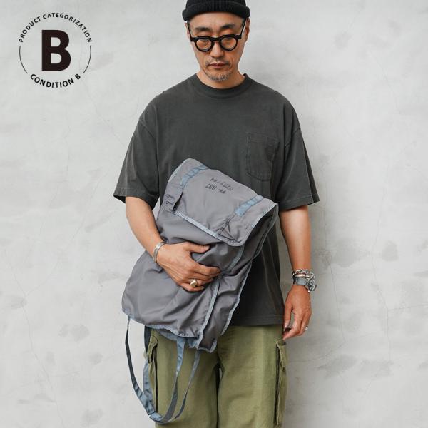 実物 新品 デッドストック チェコ軍 OVP80 パラシュートバッグ コンディションB ユーロ 軍モ...