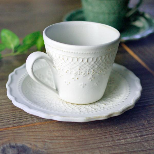 フレンチレース コーヒーカップ＆ソーサー 【マットホワイト】 益子焼 レース模様 おしゃれ かわいい...