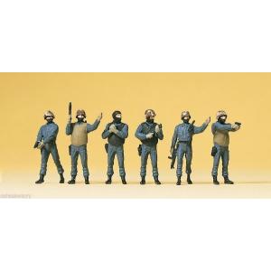ドイツ連邦軍（FRG）26体入り ：プライザー 未塗装キット 1/72 72535