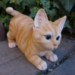 猫の置物　とび猫(茶トラ)　キャット　ガーデンオブジェ　ＣＡＴ　１２６９３N 　動物　オーナメント　ネコ　雑貨　ガーデン　インテリア