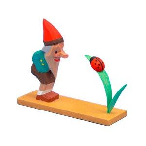 小人とテントウムシ