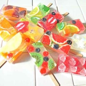 リィリィ フルーツキャンディバーソープ｜香り 果物 プレゼント せっけん テレビで紹介 ソープ プチギフト クリスマス バレンタイン ホワイトデー