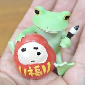 ダルマの目入れ カエル 置物 コポーやカエル グッズ 雑貨 風水にもおすすめのカエルの置物 かえる バリ雑貨 蛙 アジアン雑貨 フロッグ お年玉セール特価