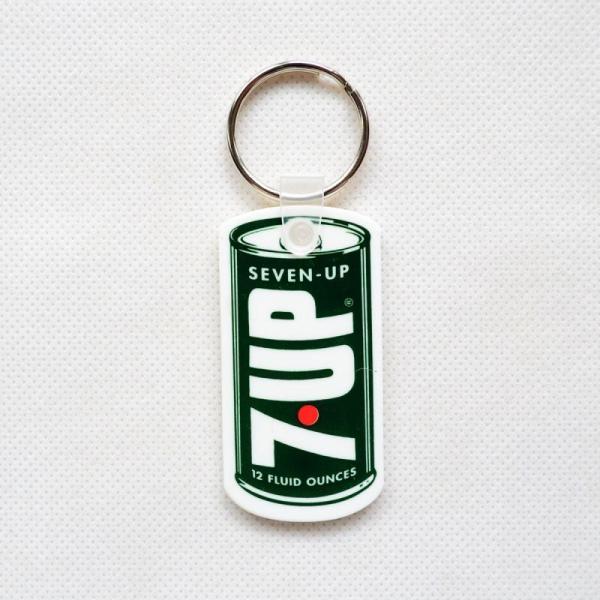 ワッペン アイロン おしゃれ 刺繍 ラバーキーチェーン 7UP 缶 名前 作り方 7UP-CAN ハ...