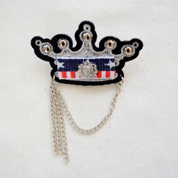 ワッペン アイロン おしゃれ 刺繍 エンブレムブローチ クラウン USA(ボタン/チェーン付き) E...