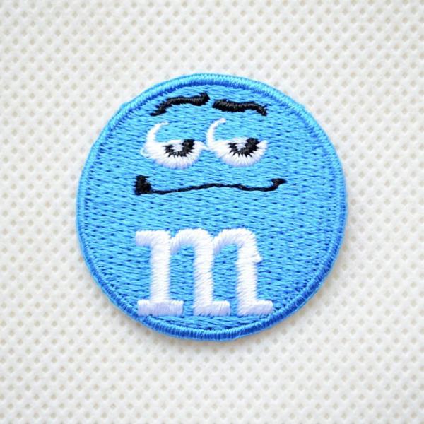 ワッペン アイロン おしゃれ 刺繍 ワッペン M&amp;M&apos;s エムアンドエムズ チョコレート(ブルー)(...