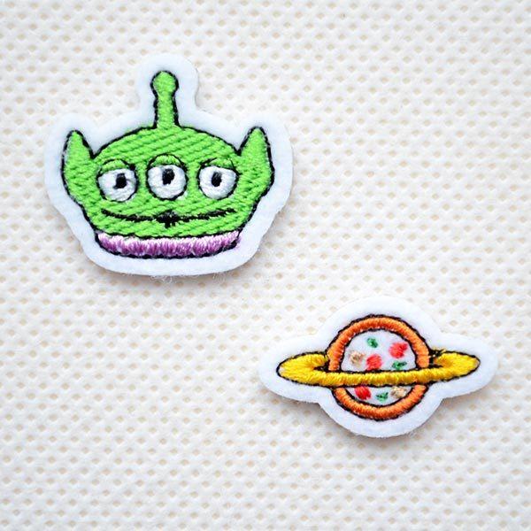トイストーリー ワッペン アイロン おしゃれ 刺繍 ワッペン  エイリアン(2枚組) 名前 作り方 ...