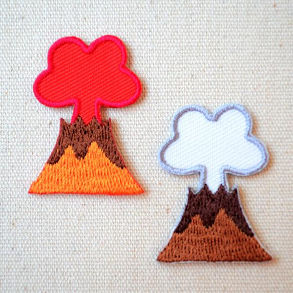 ワッペン アイロン おしゃれ 刺繍 ワッペン へなちょこZOO(恐竜/火山) 名前 作り方 ORG3...