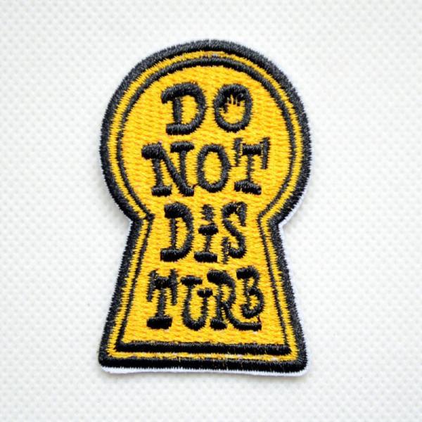 ワッペン アイロン おしゃれ 刺繍 ワッペン DO NOT DISTURB 名前 作り方 PING-...
