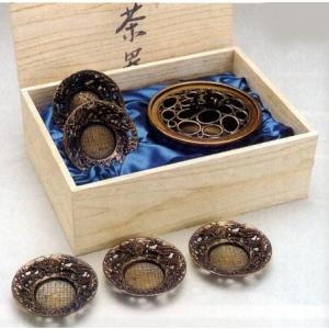 茶器｜茶道具｜ 菊頭四方透し火箸 ｜木村清五郎作 銅製 桐箱入り【高岡