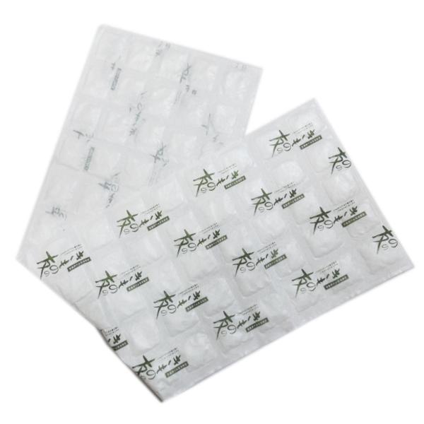 和装 着物用 防カビ 乾燥剤 除湿剤 繰返し使える きものの友 シートタイプ一枚入 タンス 保存 保...