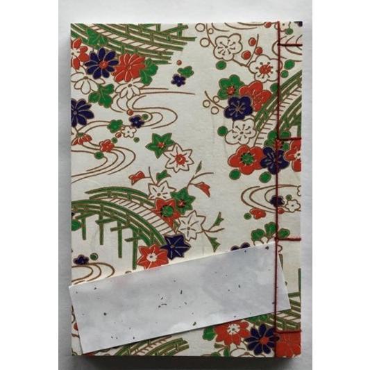 罫線入り和綴じ帖　A6判（縦書き５行罫線・奉書紙）友禅和紙　花園