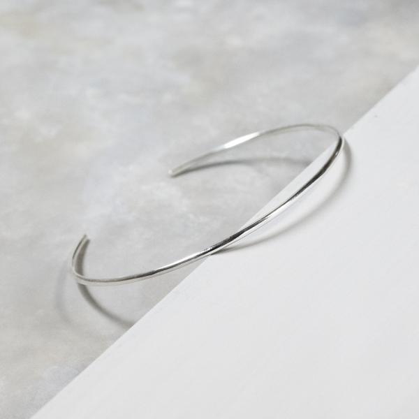 シルバーラウンドプレーンバングル 1.5mm幅 鏡面｜FA-1092