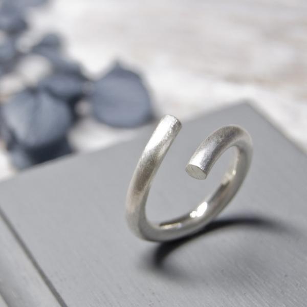 シルバーラウンドプレーンリング フリーサイズ 3.0mm幅 マット 3号〜27号｜WKS ROUND...