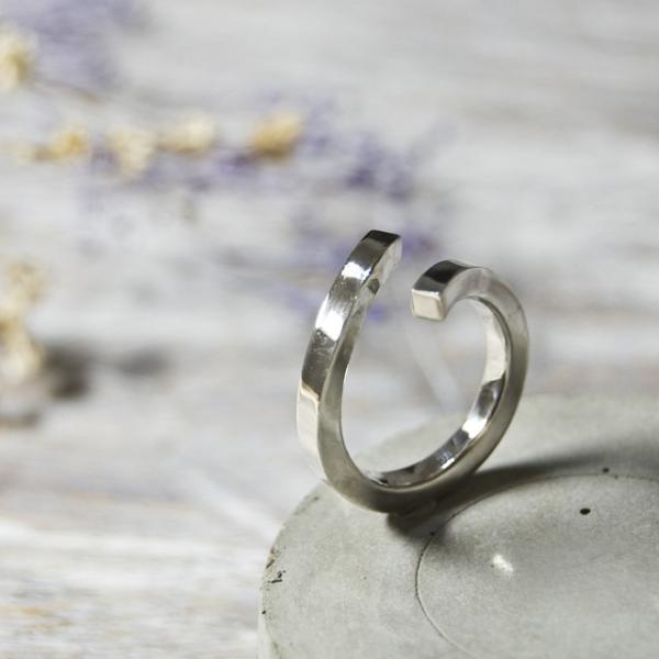 シルバーフラットリング フリーサイズ 2.5mm幅 鏡面 3号〜27号｜WKS FLAT RING ...