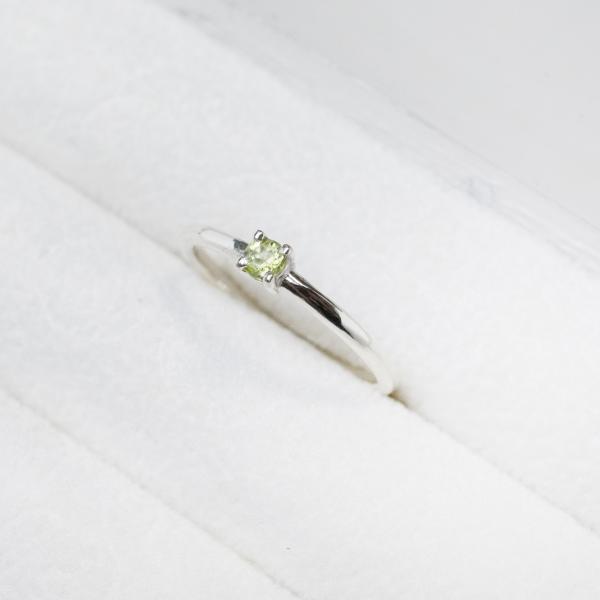 ペリドット ラウンド3mm シルバープレーンリング 1.5mm幅 鏡面 3号〜21号｜WKC PER...