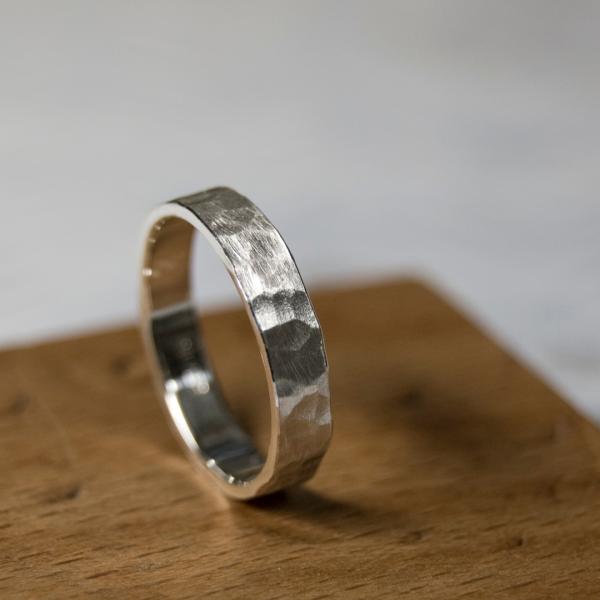 シルバーフラットリング 4.0mm幅 つや消し槌目 3号〜27号｜WKS FLAT RING 4.0...