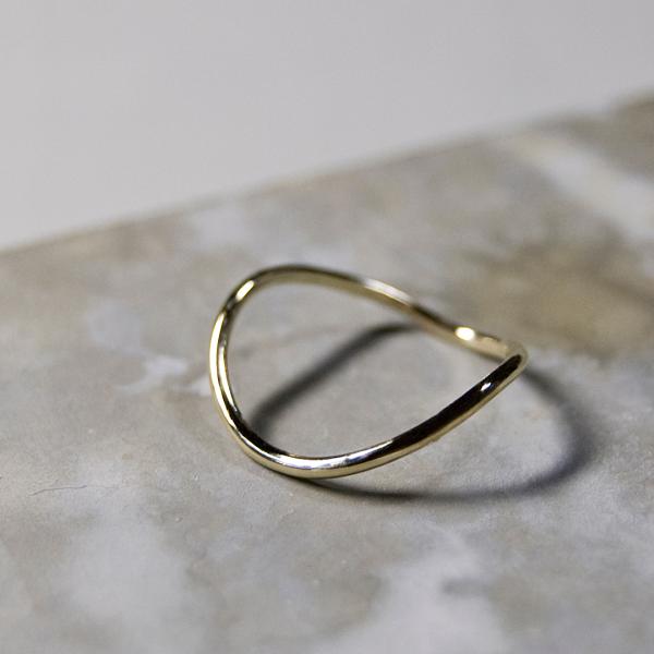 K10YGイエローゴールドウェーブプレーンリング 1.2mm幅 鏡面 3号〜27号｜WKS WAVE...