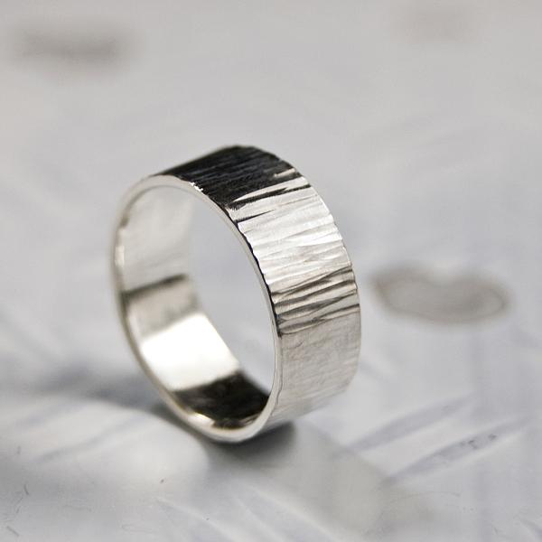 シルバーフラットリング 7.0mm幅 縦槌目 3号〜27号｜WKS FLAT RING 7.0 sv...