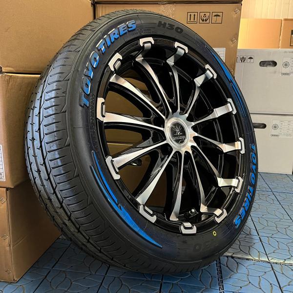 車検対応 200系ハイエース レジアスエース TOYO トーヨー H30 225/50R18 ホワイ...