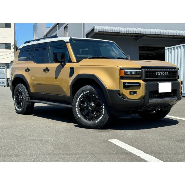 ランクル250 17インチ タイヤホイールセット 1台分 トーヨー オープンカントリー RT ホワイ...