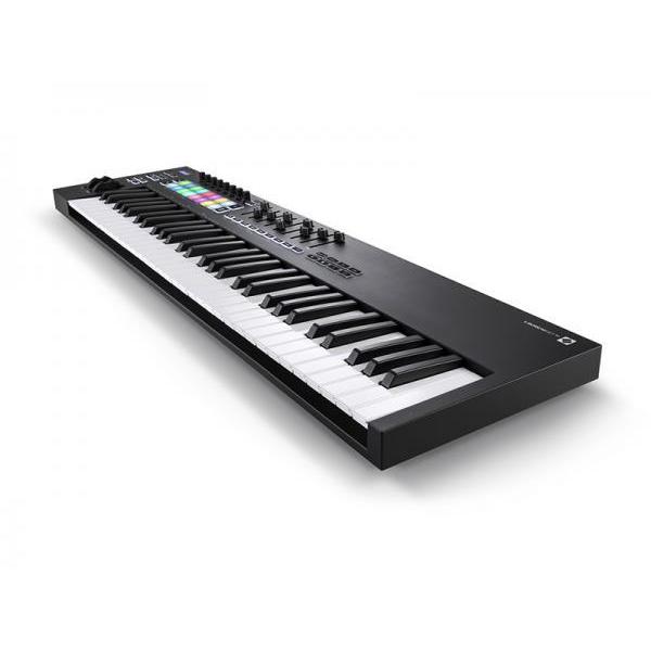 novation(ノベイション) LAUNCHKEY61 MK3 MIDI キーボード【取り寄せ商品...