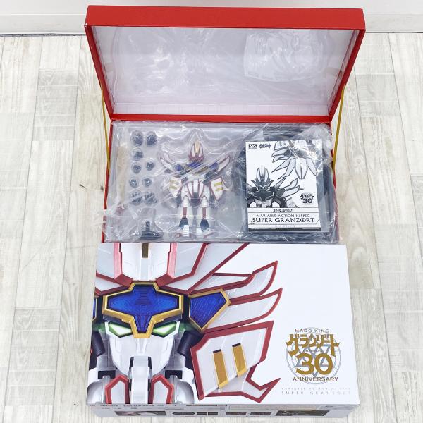 中古-未使用品　メガハウス フィギュア 魔動王グランゾート スーパーグランゾート 30周年 可動フィ...