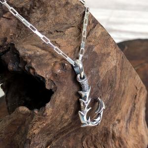 リアルな釣り針ペンダント ボックスチェーンセット フィッシングフック