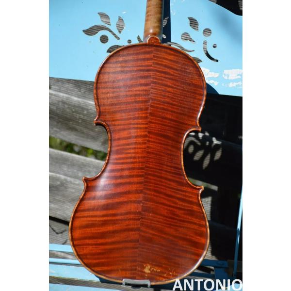 "Fait a Mirecourt, N°108, par le Maitre-Luthier Am...