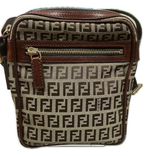 FENDI ズッカ柄 ショルダーバッグ