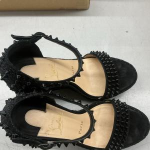 Christian Louboutin MAD...の詳細画像2