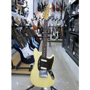 フェンダージャパン Fender Japan Electric Guitar エレキギター MG69/VWH