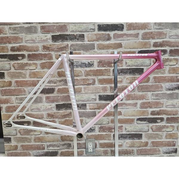 プロトン peloton 【凹みあり】NJS トラックフレーム