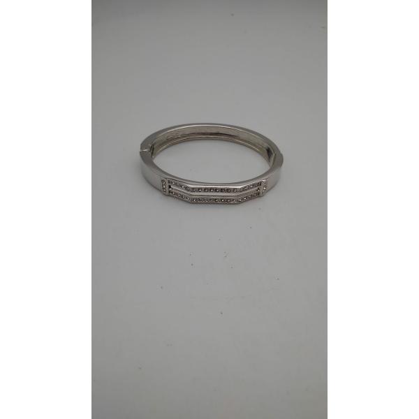 ブレスレット　バングル　