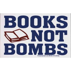 ステッカー BS061 BOOKS NOT BOMBS｜we-love-sticker