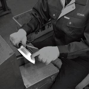 関鍔蔵作和包丁 三徳 OZH-100の詳細画像1