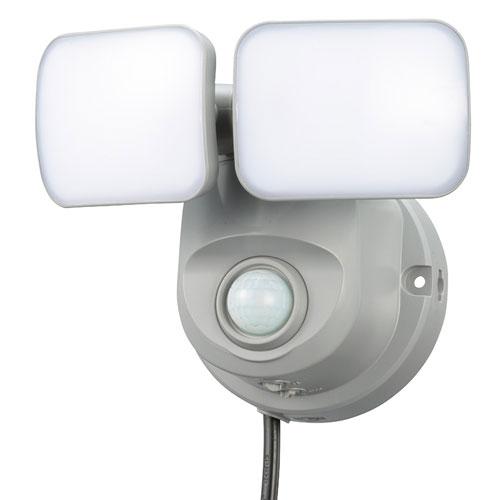 オーム電機 LEDセンサーライト 人感・明暗 コンセント式 2灯 OSE-LS800