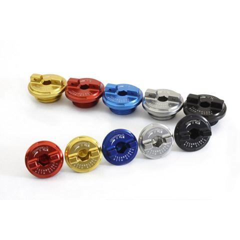 STM エスティーエム オイルフィラーキャップ カラー：レッド ZX9 R ZX6 ZX10 Z75...