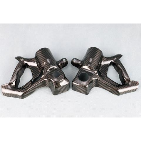 A-TECH エーテック フロントフォークキャリパーカバー タイプ：ドライカーボンケブラー(DCK)...