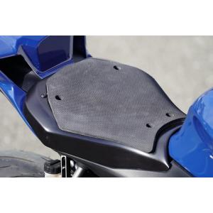 才谷屋 YZF-R1用シート台・シートベース・ラバー 15～ YZF-R1/R1M 純正ｼｰﾄｶｳﾙ用 ｼｰﾄ台、ｼｰﾄﾍﾞｰｽ/黒ゲル*ｽﾎﾟﾝｼﾞ