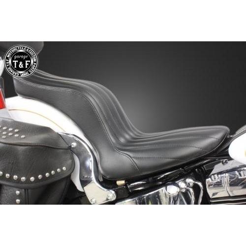 Garage T&amp;F ガレージ 150/MU85タイヤ用ダブルシート タイプ：バーチカル HARLE...