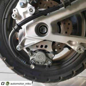 WR3 WR3:ダブルアールスリー Rear Brake Caliper Bracket for Brembo リアキャリパーサポート collar：silver ADV160 HONDA ホンダ｜webike02