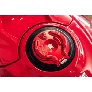 EVOTECH エボテック Key Lock Fuel Cap， Red ガソリンタンクキャップボル...