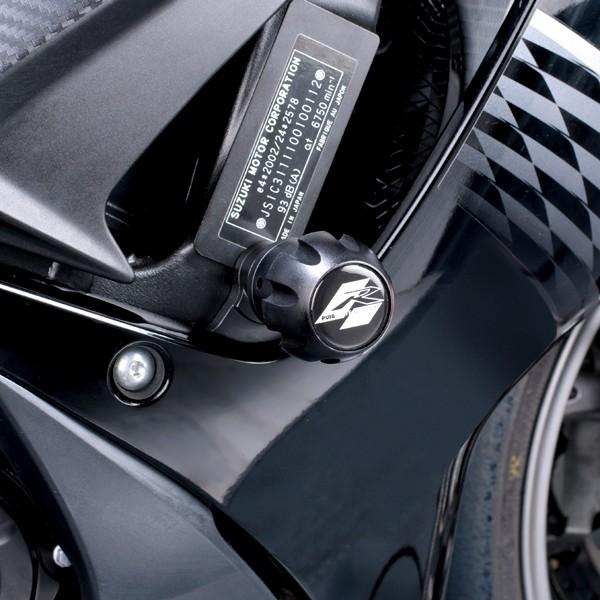 Puig プーチ クラッシュパッド R12タイプ カラー：ホワイト GSX-R750 GSX-R60...
