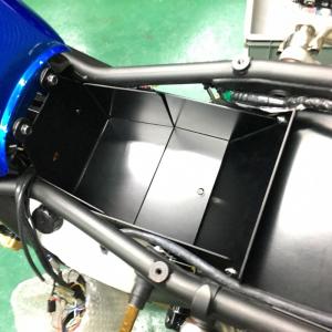 アクリポイント ミラースクリーン　ZRX 1200ダエグ　DAEG　/ カワサキ ZRX1200 DAEG スクリーン(ミラー) ACRY Point