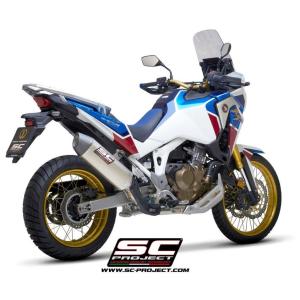 AKRAPOVIC 送料無料 AKRAPOVIC/アクラポビッチ スリップオン