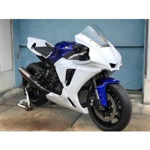 CLEVER WOLF（クレバーウルフ） 耐久アッパーカウル YZF-R1 YAMAHA