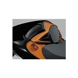 SUZUKI スズキ シングルシートカウル カラー：ブリリアントホワイト／マットステラブルーメタリッ...