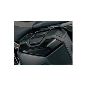 SUZUKI スズキ ガーニッシュ カラー：YVB／グラススパークルブラック(95400-48830...